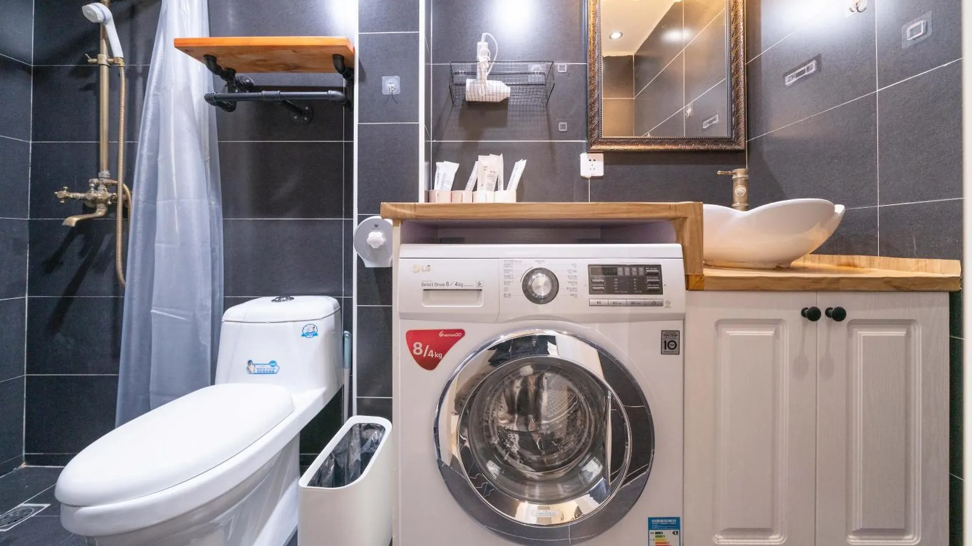 Tianhe Villa, Xujiahui-2 Beds Apart Shanghai 0*,